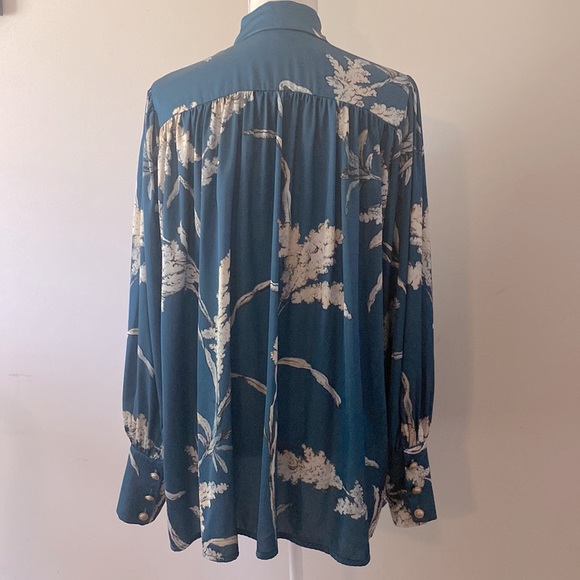 NIDODILEDA women’s green floral button down high neck L/S imported shirt sz L - Picture 3 of 15